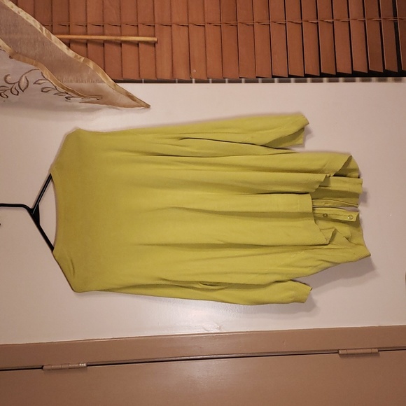 Plus Size Sweater - Picture 5 of 5